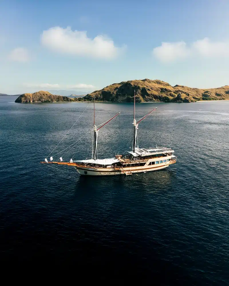 otium ultra luxury yacht charter indonesia